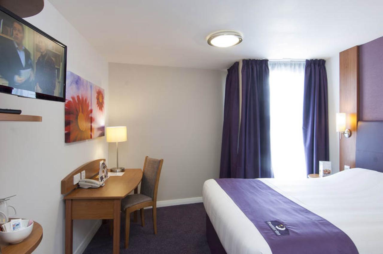 Premier Inn London Ilford Ruang foto